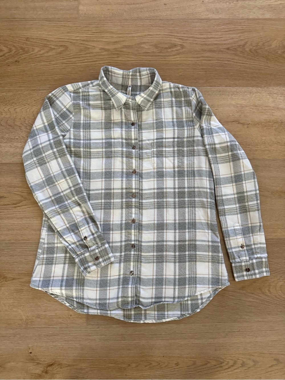 KÜHL Kamila Flannel Shirt Women’s Medium Cream Gray Plaid